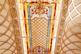 Потолки и ниши | Разработка и изготовление эксклюзивных витражей на пленке