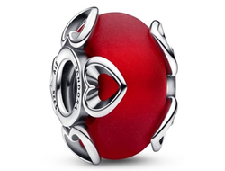 Шарм Красное мурано и сердечки Артикул: 792497C01