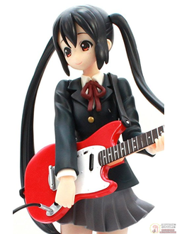 Фигурка Адзуса Накано (Nakano Azusa)