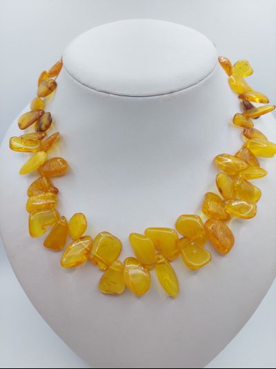 Бусы "Облепиха" из медового янтаря 01019