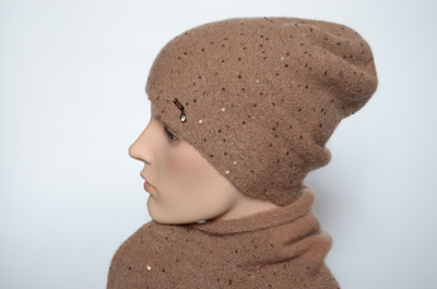 Шапка и шарф платок Визио италия коричневого цвета