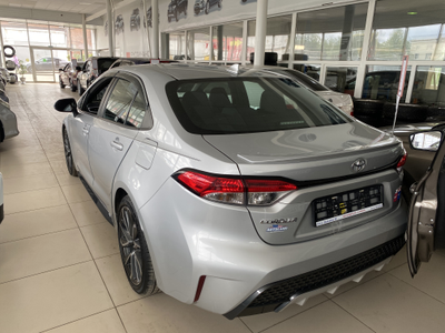 Toyota Corolla 2.0 CVT, 2019, 59 863 км