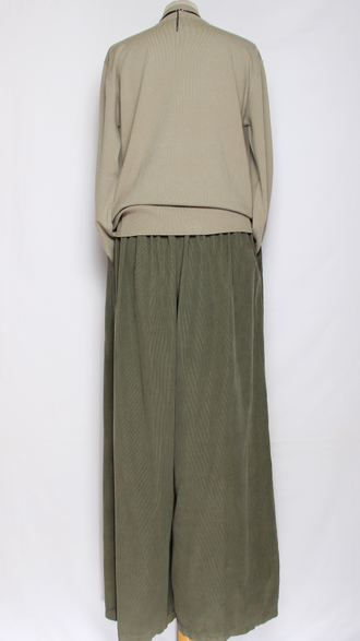 Брюки вельветовые"Палаццо защипы пояс" хаки, бежевый, графит, чёрный до 54