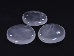 Кварц лунный "Джиразоль", полировка в ассортименте, Мадагаскар (40-47 мм, 28-38 г) №16139