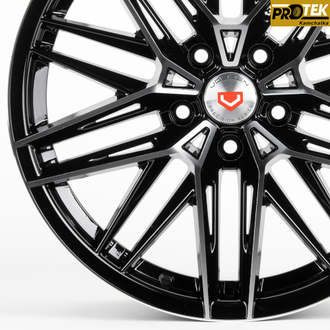 Комплект дисков R18 8,0J ET+40 5*114,3 Vossen 1217X-SB393 Черный с полированными лучами (81377)