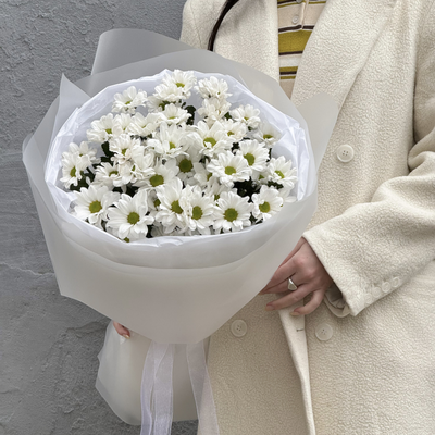 Букетик из 7  хризантем