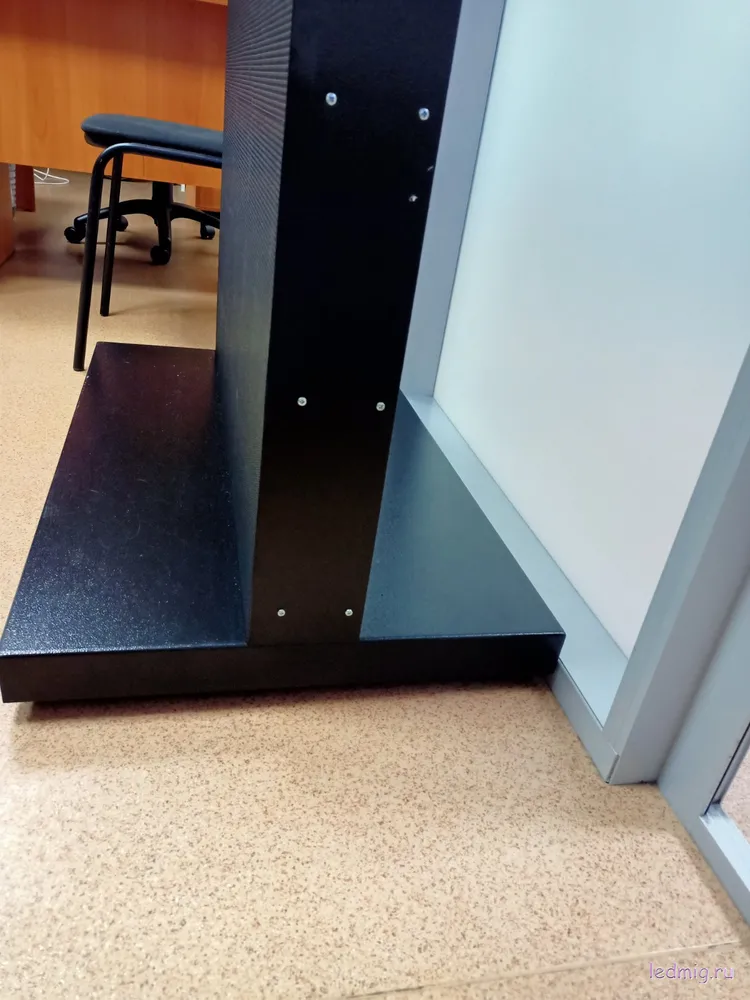 Светодиодный пилон вид опоры