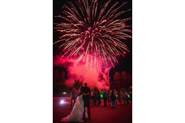 Neva-Salut.com | Фейерверк на свадьбу