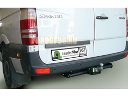 Фаркопы Лидер Плюс для Mercedes Sprinter (фургон) (без ступеньки) 2006-.../ Volkswagen Crafter (2006-2017)