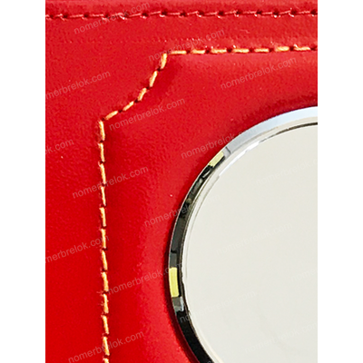 ОБЛОЖКА ИЗ КОЖИ ДЛЯ АВТОДОКУМЕНТОВ В КОМПЛЕКТЕ С ЛИНЗАМИ. ЦВЕТ: КРАСНЫЙ. ВСТАВКИ: ЧЁРНЫЕ