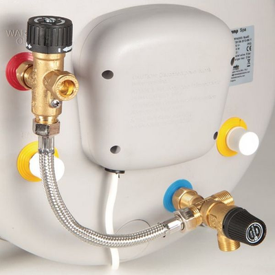 Электрический бойлер для нагрева воды Indel Webasto Marine 6P1531SPA0003 Spa Mix Isotemp 15л 230В 750Вт 310х450мм со смесительным вентилем