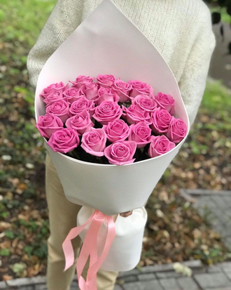 25 роз 50 см (цвет на выбор)