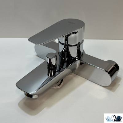 Набор смесителей Grohe BauEdge (для ванной 23604001, для раковины 23330001, душевой гарнитур 27926003 с лейкой, штангой и полочкой)