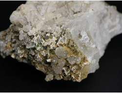 Барит, халцедон, Россия, Северный Кавказ, КЧР, Усть-Джегутинский район (50*46*30 мм, 138 г) №27136