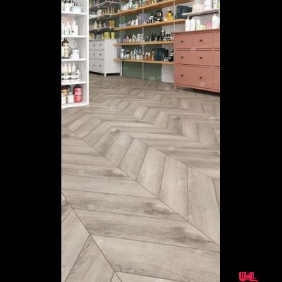 SРС ламинат Alpine Floor Сhеvrоn Дуб Исида ЕСО 18-8 43 класс толщина 5.0 мм с фаской замковый 1.6764 м2