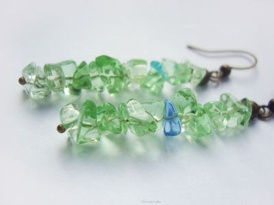 Летние серьги-хрусталики "Брызги лесного озера"