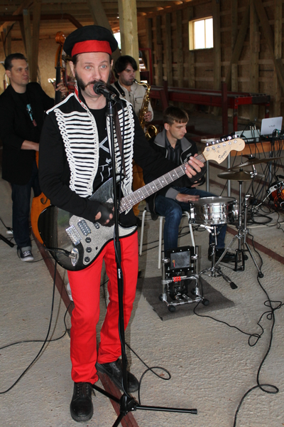 Рок-н-ролл Кавер группа  "HOT DOGS"