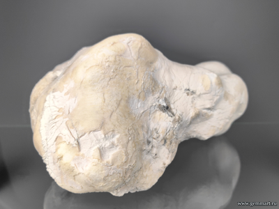 Кахолонг (разн. опала) с корочкой кенияита. Южный Урал. Россия. 230*130*100мм