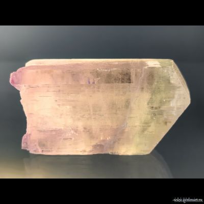 Кунцит (разн. сподумена). Афганистан. 75*40*18мм