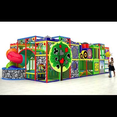 Игровой лабиринт 11х4.9х3.2м.