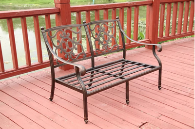 Диван двухместный из литого алюминия Venice. фото