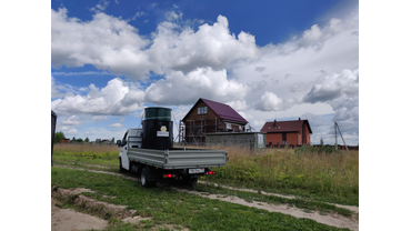 Доставка септика на фирменном автомобиле