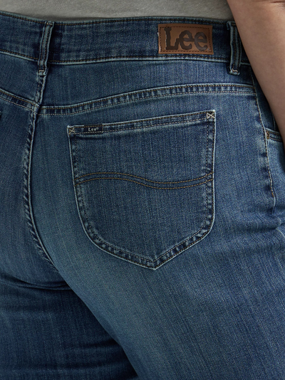 Джинсы Lee® Women's Legendary Regular Straight Jean