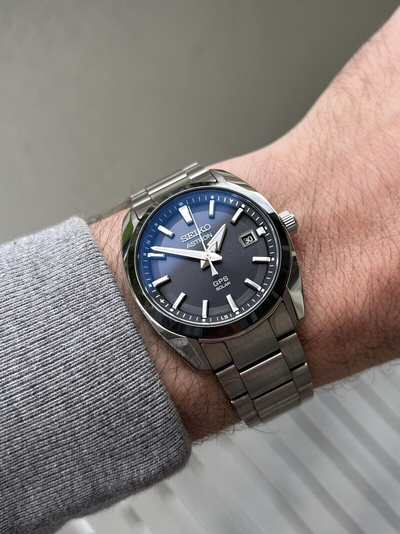 Наручные часы Seiko SSJ005J1