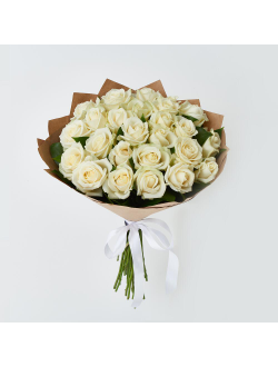БУКЕТ "УТРЕННЯЯ РОСА" ИЗ 25 БЕЛЫХ РОЗ В КРАФТЕ