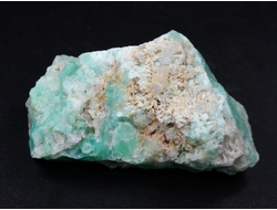 Хризопраз, необработанный образец, Казахстан (43*24*19 мм, вес: 18,9 г) №25694