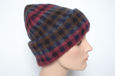 Визио Италия шапка с отворотом в клетку Vizio 6944 зима 2021 - 2022