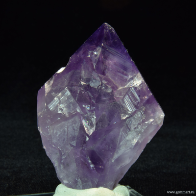 Аметист - кристалл с включениями Какоксенита(?)