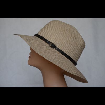 Шляпа бежевая Италия Стефания Майороли