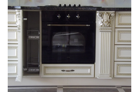 крашенный фасад с патиной