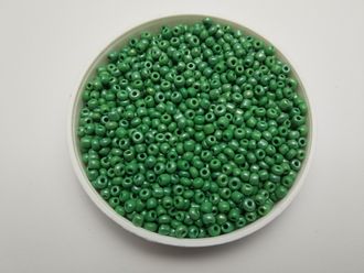 Бисер Китайский №8-127 зеленый перламутровый непрозрачный, 50 грамм