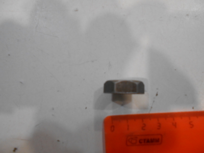 Гайка барабана сцепления Иж (левая резьба)