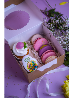 Набор 2 капкейка и  5 macaron