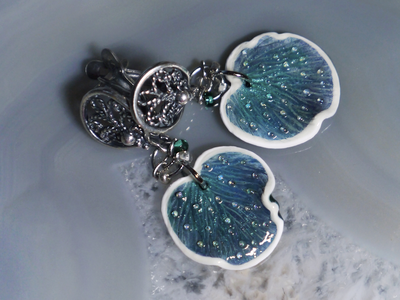 "Кувшинка Хрустальная. Из книги фей". Волшебные серьги с филигранью