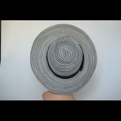 Шляпа Стефания Майороли 15111