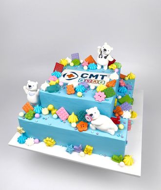 Двухъярусный квадратный торт