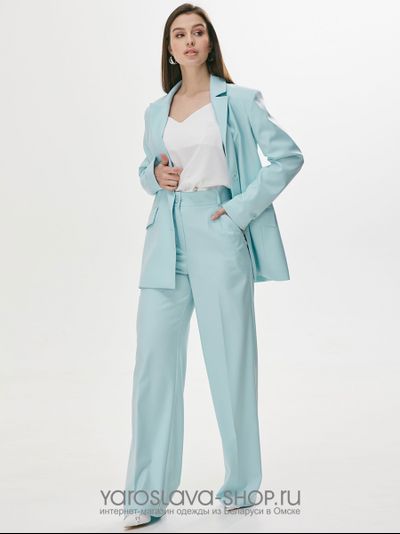 Модель : 3704.Двухпредметный костюм нежно-голубого цвета.