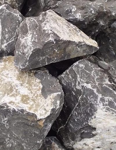 Черный мрамор, фракция 150-300 мм