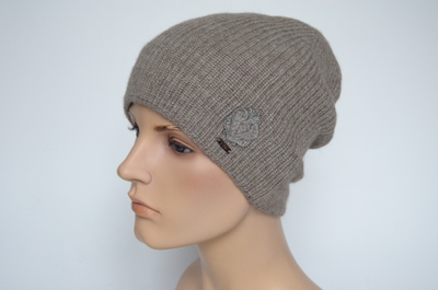 Vizio Италия 9015 CL шапка бежевая с украшением фото