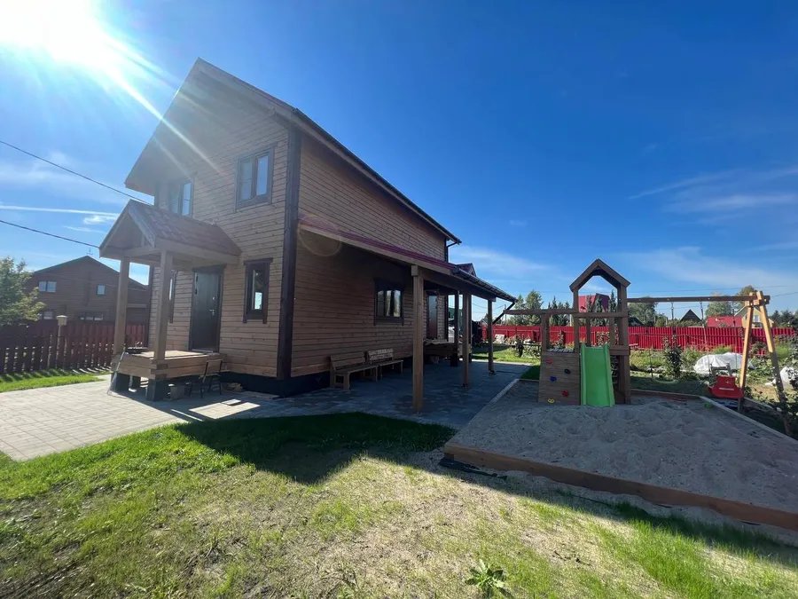 Несколько лет мы строили соблюдая все технологии и вот наконец почти построили, предстоит внутренние работы.