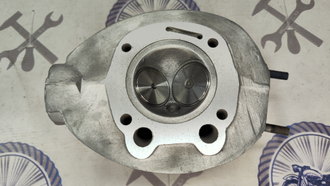 Головка левая Урал старого образца (импортные комплектующие)