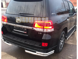 Защита заднего бампера угловая двойная d60/42 для Toyota Land Cruiser 200 Executive Lounge (2020-...) обновленный