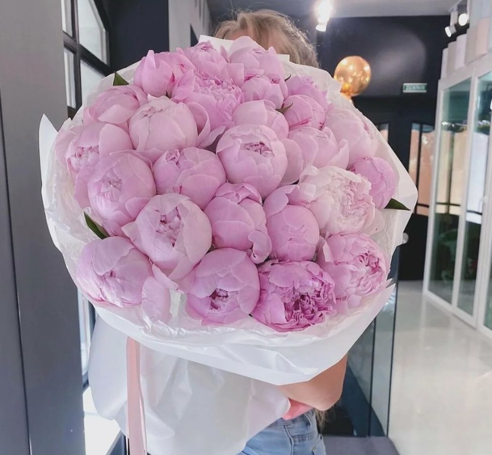 Букет пионов с доставкой по Ростову