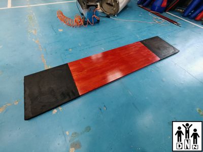 Помост для становой тяги компактный с морением 2740х720х40, Амортизаторы: 720*720*40 DNN