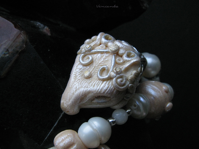 Браслет в стиле арт-нуво с овечкой и барашком