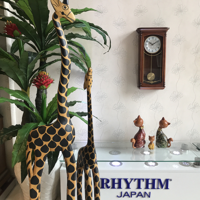 Настенные часы Rhythm CMJ581NR06